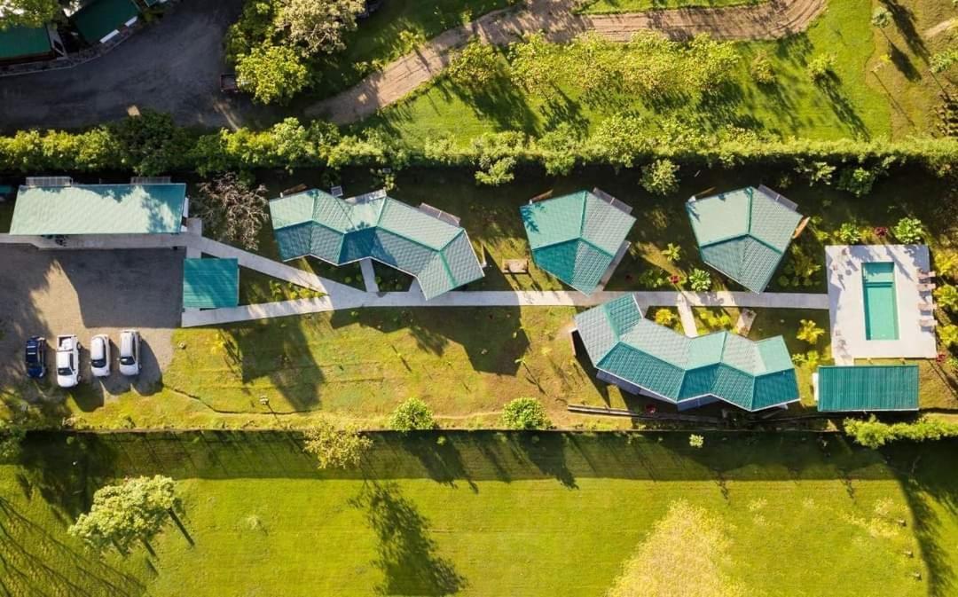 Bambura Bahia Villas Увита Екстериор снимка