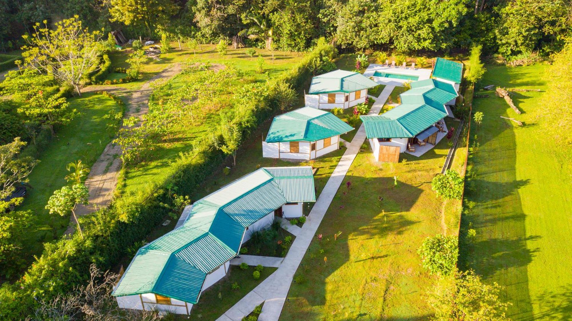 Bambura Bahia Villas Увита Екстериор снимка